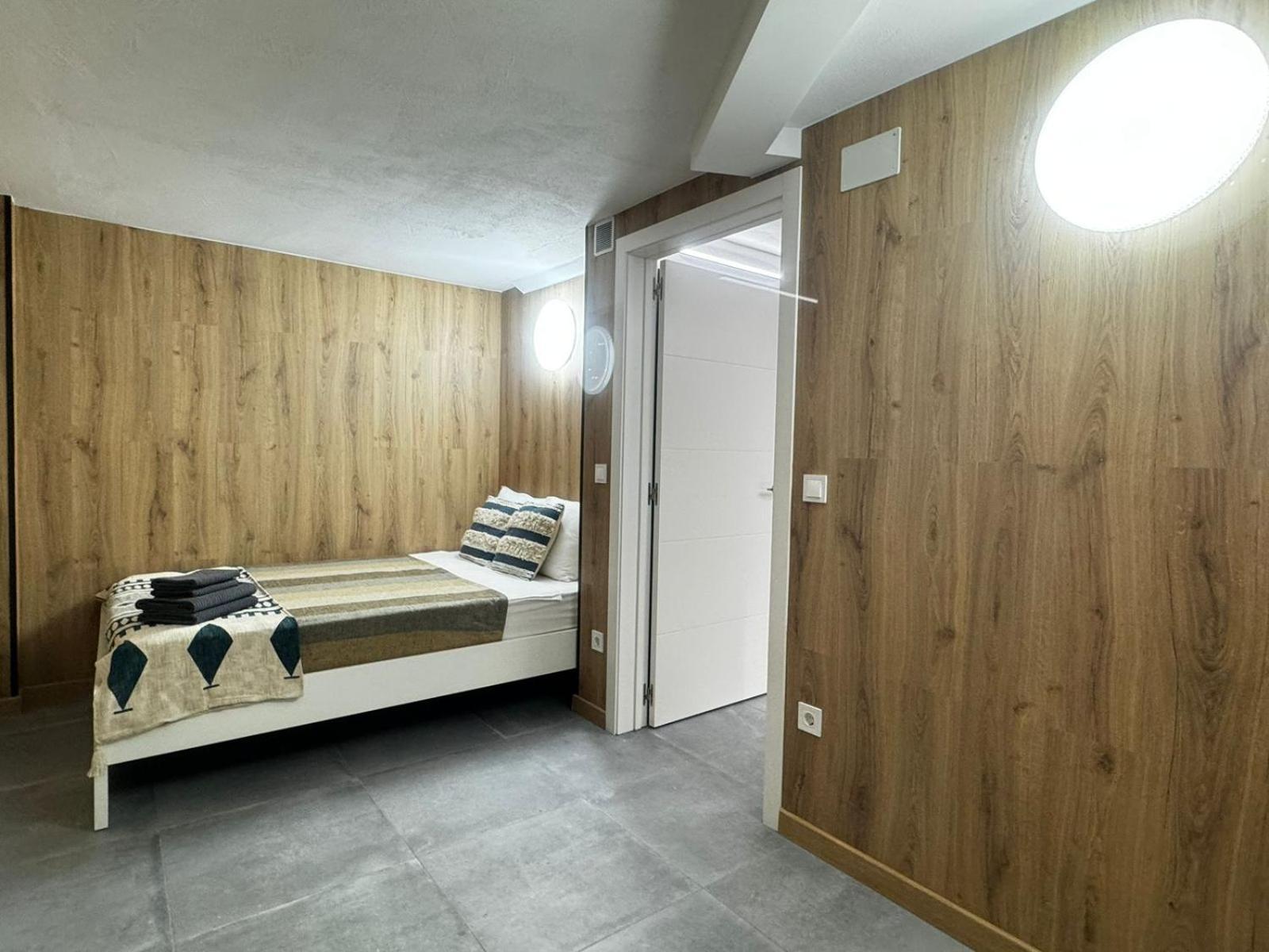 Oriola 35 Apartman Valencia Kültér fotó